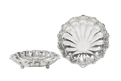 Lot 2101 - A Pair of Edward VII Silver Dishes