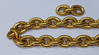 Lot 104 - A Trace Link Chain, length 44.5cm, with three...