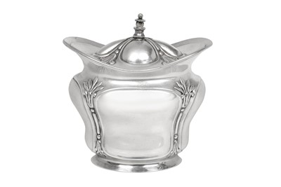 Lot 2353 - An Edward VII Silver Tea-Caddy