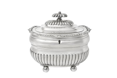 Lot 2016 - A George III Silver Tea-Caddy