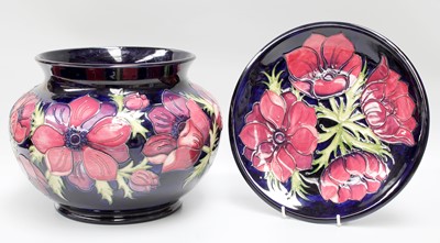 Lot 202 - A Modern Moorcroft Pottery Jardinierre,...