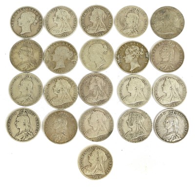 Lot 51 - 21x Victoria Halfcrowns, to include; 1846...