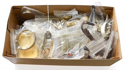 Lot 409 - A Quantity of Costume Jewellery, including...