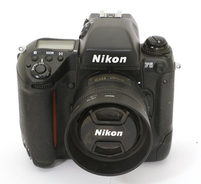 Lot 162 - Nikon F5 Camera