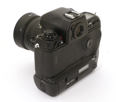 Lot 162 - Nikon F5 Camera