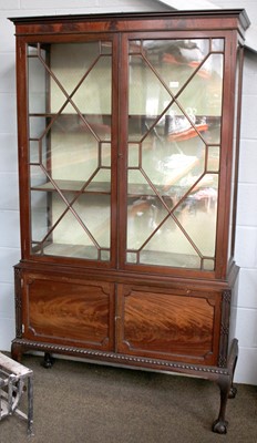 Lot 1121 - An Edwardian Mahogany Glazed Display Cabinet,...