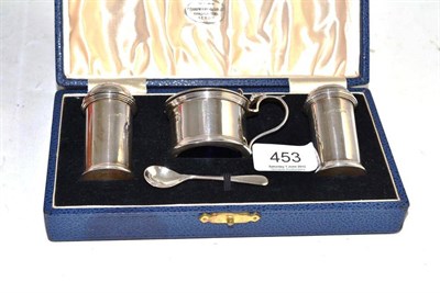 Lot 453 - Silver condiment set (cased)