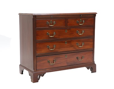 Lot 323 - A George III Mahogany Straight-Front Chest of...