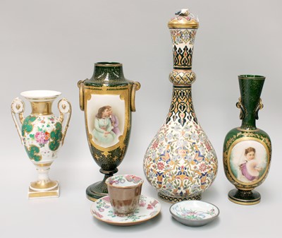 Lot 267 - A Collection of Ceramics and Glass, including...