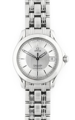 Lot 2124 - Omega: A Stainless Steel Automatic Calendar...