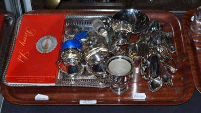 Lot 494 - Quantity of silver and plated items