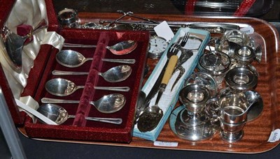 Lot 495 - A quantity of silver and plated items