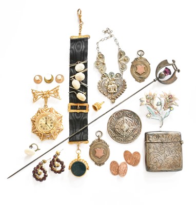 Lot 5 - A Quantity of Jewellery, comprising of a pair...