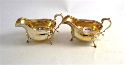 Lot 499 - A pair of silver sauce boats, Birmingham 1937