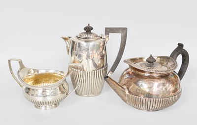 Lot 42 - A George III Silver Teapot and Sugar-Bowl, The...