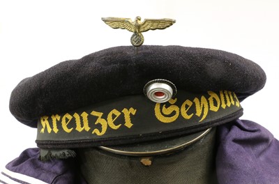 Lot 190 - A Second World War German Kriegsmarine EM's...