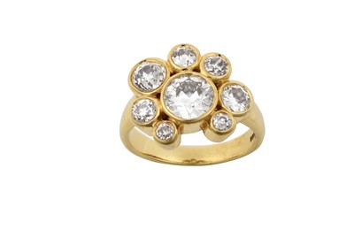 Lot 2182 - An 18 Carat Gold Diamond Cluster Ring eight...