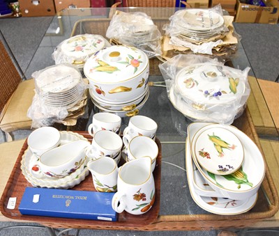 Lot 317 - Royal Worcester Evesham Dinner/Tea service