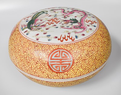 Lot 183 - A Chinese Porcelain Box and Cover, 20th...