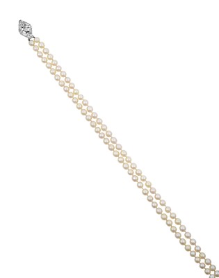 Lot 2287 - A Two Row Cultured Pearl Choker, with A...