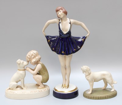 Lot 141 - A Royal Dux Porcelain Art Deco Style Figure,...