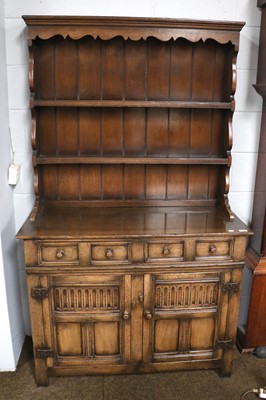 Lot 1494 - A Titchmarsh and Goodwin Oak Dresser, two tier...