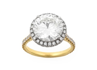 Lot 2304 - A Diamond Cluster Ring the round brilliant cut...