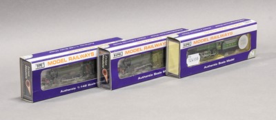 Lot 3248 - Dapol Ixion N Gauge Locomotives