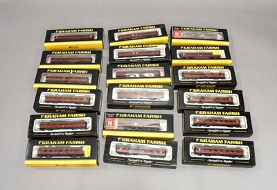 Lot 3308 - Graham Farish N Gauge LMS Coaches