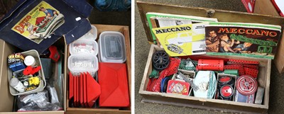 Lot 198 - A Quantity of Bayko Parts, red/green/white,...