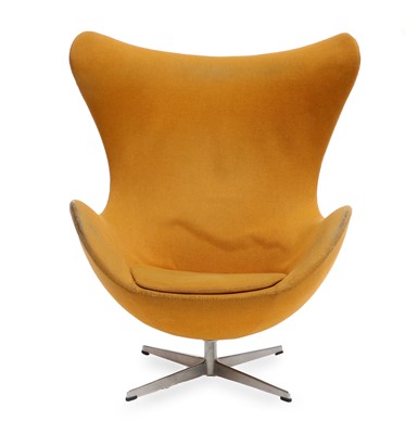 Lot 198 - Fritz Hansen: An Egg Chair, designed by Arne...