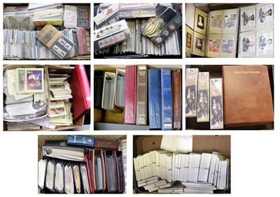 Lot 107 - Accumulation of presentation packs (to 2007),...