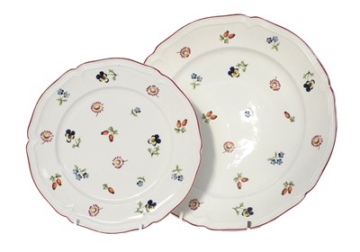 Lot 54 - Villeroy & Boch Porcelain Service Ware, modern,...