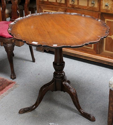 Lot 1276 - A Georgian Srtle Carved Mahogany Piecrust...