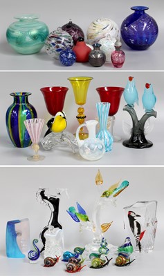 Lot 403 - A Collection of Studio Glass, including Murano...