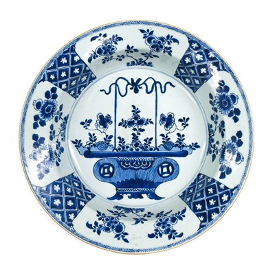 Lot 136 - A Chinese Porcelain Basin, Kangxi, of circular...