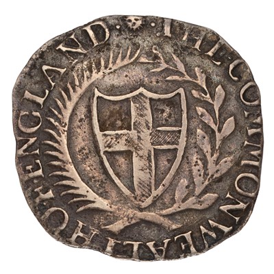 Lot 25 - Commonwealth, Shilling 1656, 5.32g. mm. sun on...