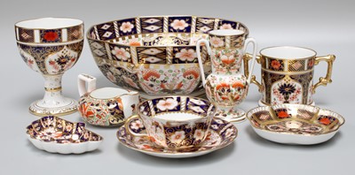 Lot 145 - A Selection of Royal Crown Derby Imari...