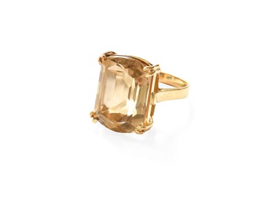 Lot 423 - An 18 Carat Gold Citrine Ring, the cushion cut...