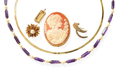 Lot 375 - A Quantity of Jewellery, including a cameo...