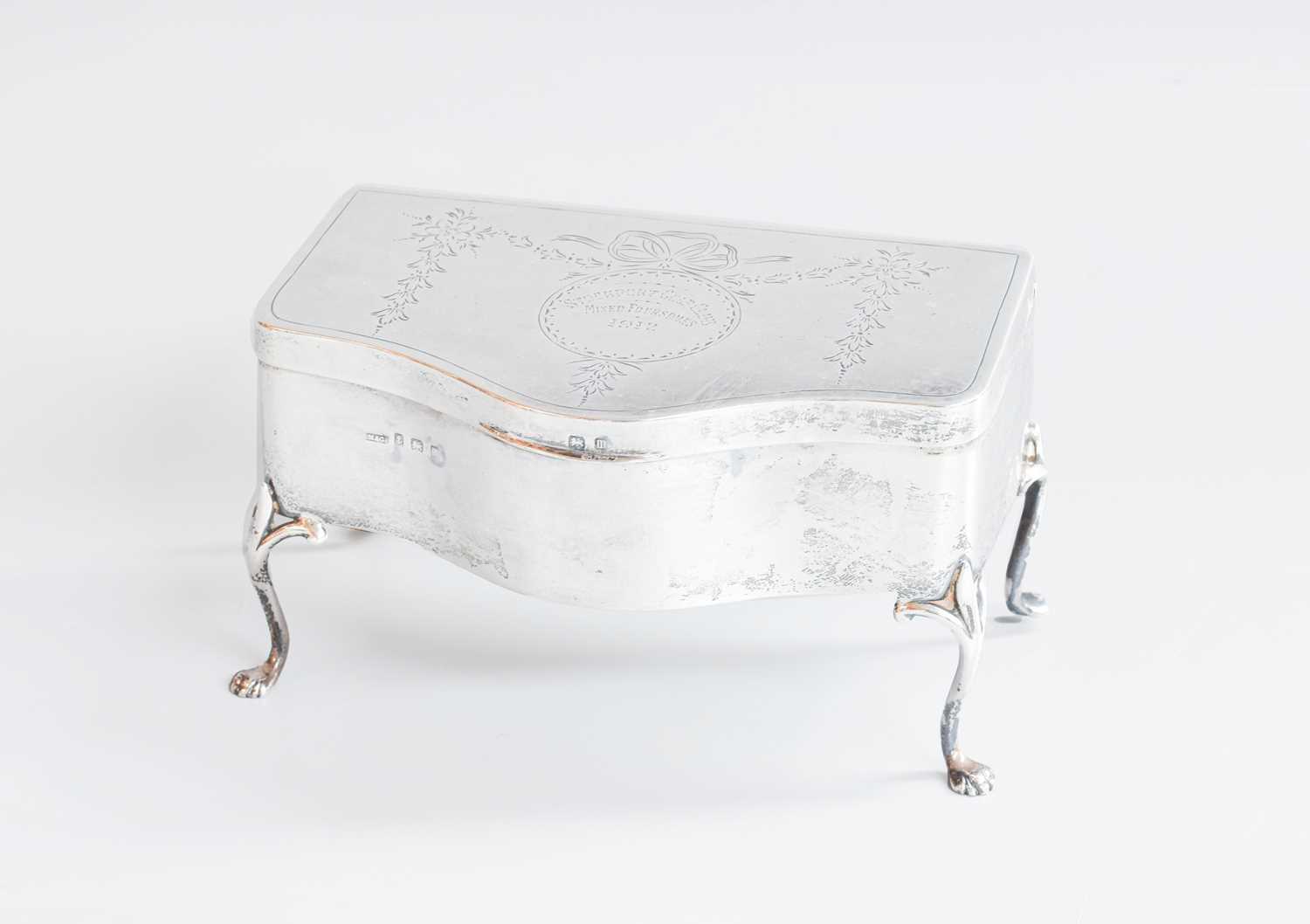 Lot 11 - A George V Silver Jewellery-Box, Maker's Mark...