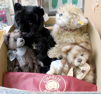 Lot 1252 - Assorted Modern Soft Toys, comprising a black...