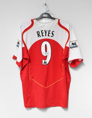 Lot 3011 - Arsenal Signed Football Shirts