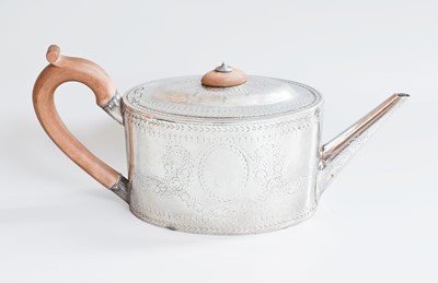 Lot 4 - A George III Silver Teapot, by Andrew...
