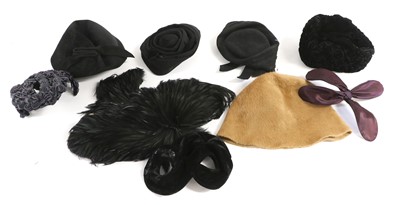 Lot 2131 - 1920s and Later Costume and Accessories...
