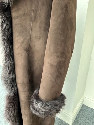 Lot 1008 - Celtic Sheepskin Dark Brown Shearling Full...