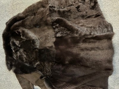 Lot 1008 - Celtic Sheepskin Dark Brown Shearling Full...