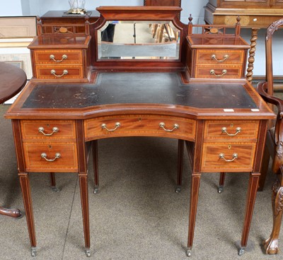 Lot 1401 - An Edwardian Mahogany Leather Inset Desk,...