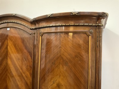 Lot 93 - An Early 20th Century French-Style Kingwood...