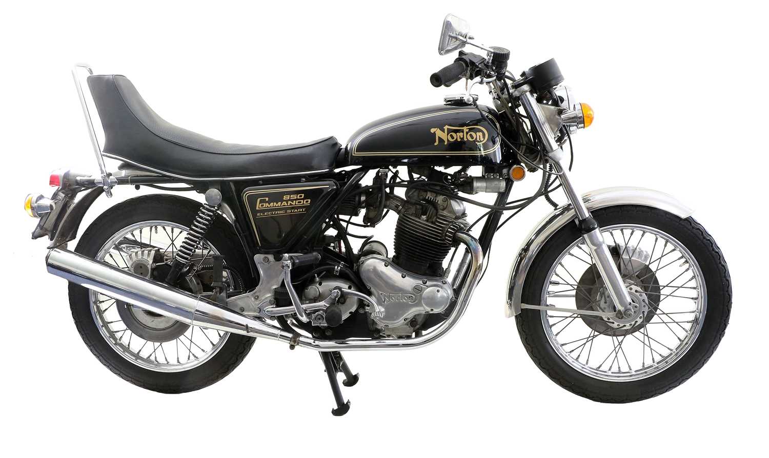 Lot 686 - Norton Commando 829CC 1975